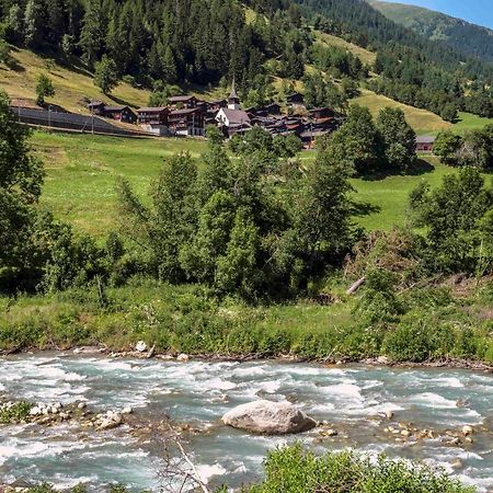 Denkmalgeschützter Spycher total renoviert Goms Exterior foto